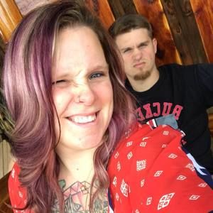 Meet your Posher, Iesha